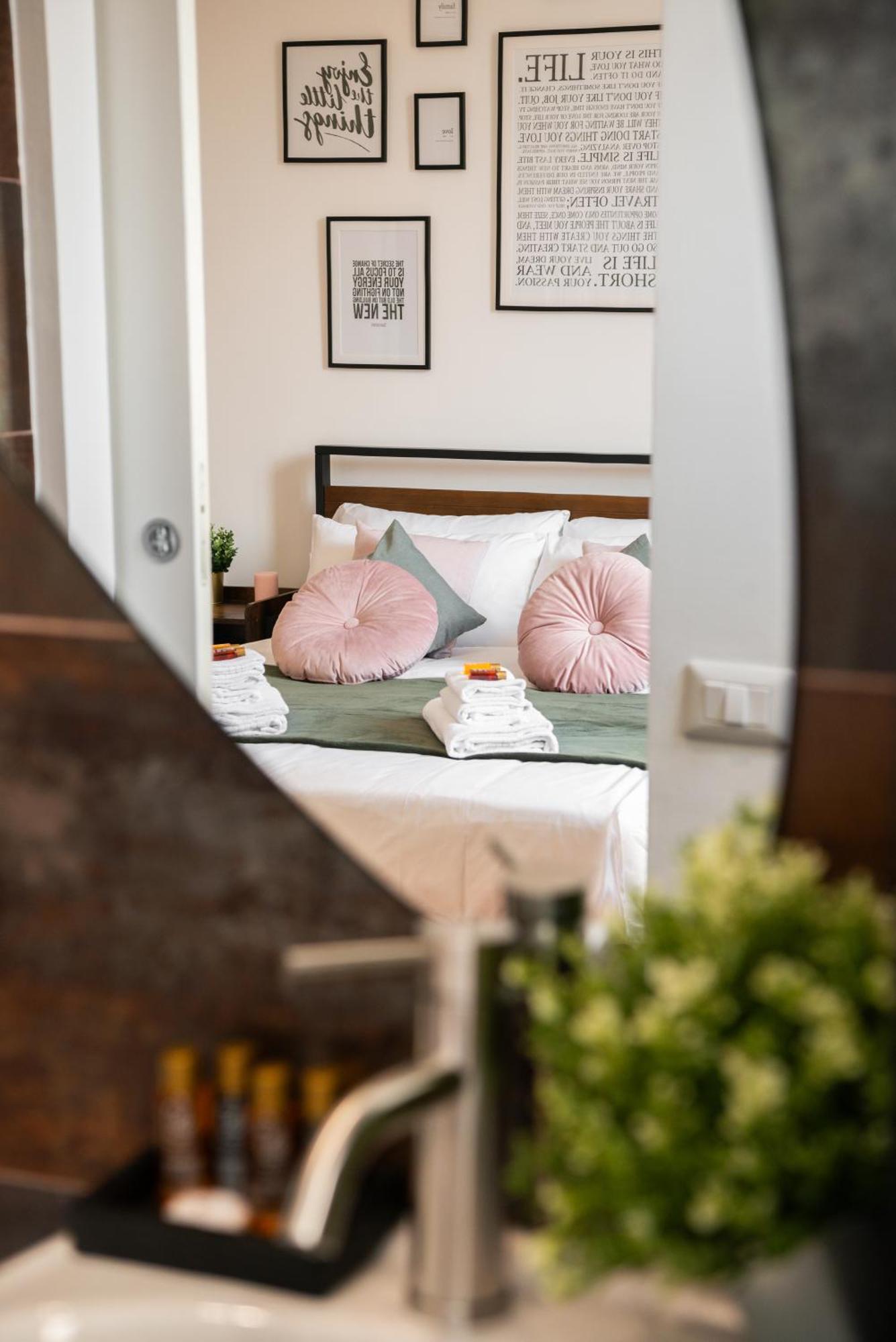 Piacentino Homes San Giovanni Apartment Rzym Zewnętrze zdjęcie